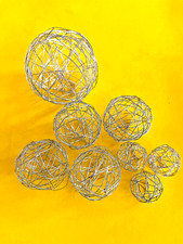 8 Deko-Drahtkugeln, verschiedene Größen