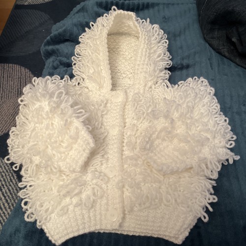 Handgestrickte baby weiße - handgestrickte,