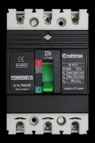 Crabtree mccb triple pole - 32,