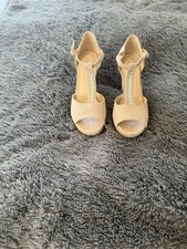 Graceland Pumps