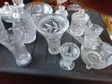 Bleikristallvase SCHALEN BONBONJÄRE  TÖPFE UND ANDERE Teile  Bananenkarton  VOLL