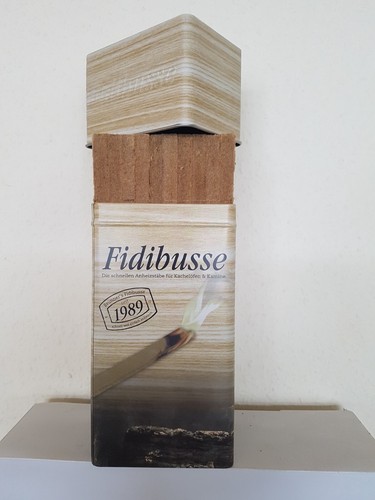 Dose mit stück anzünder - dose,