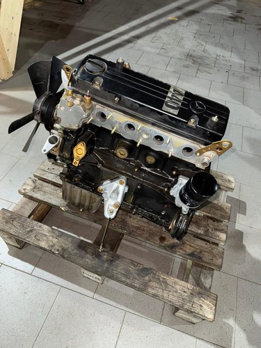 Fabrikneuer mercedes motor - mercedes,