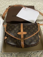 Louis Vuitton Saumur 30