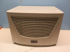 Rittal SK 3210910 TOP-THERM Luft/Wasser-Wärmetauscher Schaltschrank Kühlgerät 