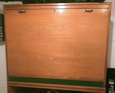 Holz Aktenschrank antik mit Rollladen, Schlüssel vorhanden, LBH 120x42x95