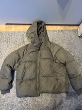 Eine Warme Winterjacke In
