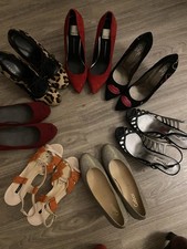 12 Paar Pumps / High Heels