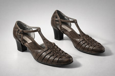 Janet leder strap pumps - janet, t-strap