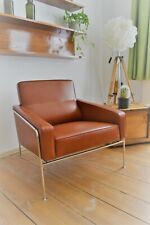 1/2 - Arne Jacobsen 3300, Leder neu aufgearbeitet