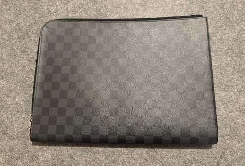 Louis vuitton - louis,