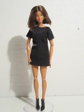 Barbie  Signature Basics Model