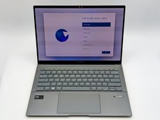 ASUS Zenbook 14 OLED (Q415M)