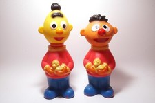 Ernie und Bert Shampoo Flaschen Set Sesamstraße 90er Sammler Seifenspender Bad