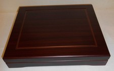 Edle Münzkassette Holz für 12 Münzen