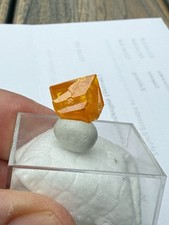 Wulfenit Mineralien mineralien
