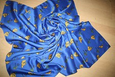 Großes Tuch Blau Trachten Blumen Wandern Polyester ca. 85  x 87 cm Neu OVP