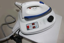 Dampfbügelstation HD888