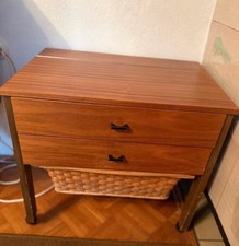 Omas rollender Nähkasten