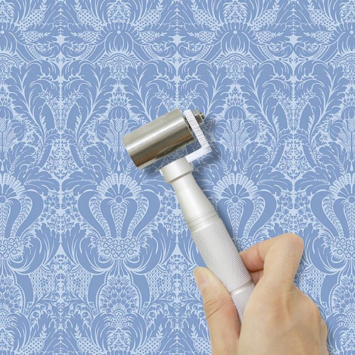 Tapetenroller mit andruckwalze - tapetenroller,