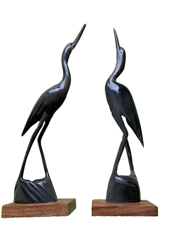 Storch figur auf - holzpodest,
