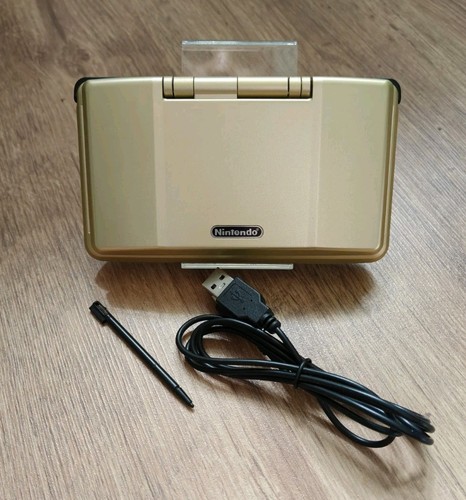 Nintendo classic handheld - classic,