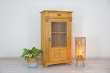 schönes schmales Gründerzeit