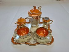 Moccaservice mit Goldrand für