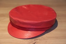 alte rote Bakerboy Mütze