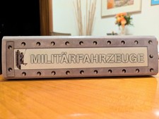 Militärfahrzeuge - Atlas Verlag - gut gefüllter Ordner ! (ca. 250 Blätter)