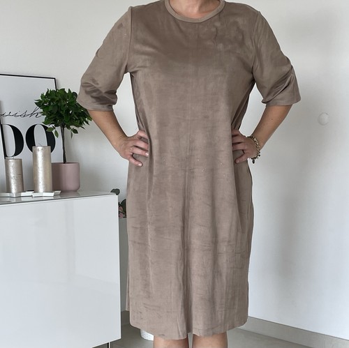 Neu mit etikett - ,