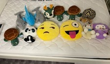 Plüschtiere – Delfin, Hai