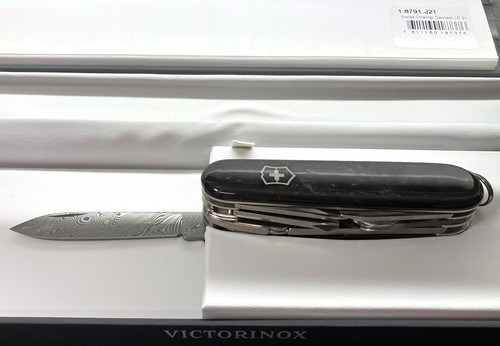 Victorinox damast 2021 - victorinox,