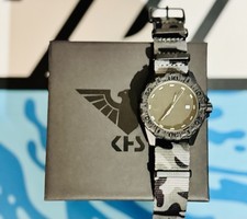 KHS Reaper MK II Neocarb XTAC Mit Camo Natoband *NEUWERTIG