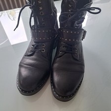 Tamaris Boots Gr. 39 Schwarz mit Nieten