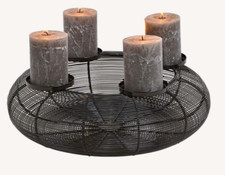Adventskranz aus metall - adventskranz,