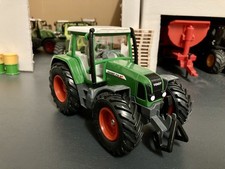 Siku 2965, FENDT Farmer 716 Vario, 1:32, Ähnlich Britains