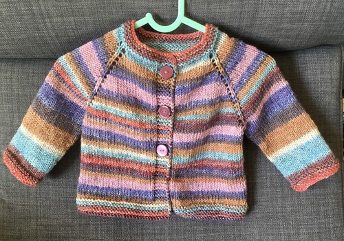 Kunterbunte baby strickjacke - baby,