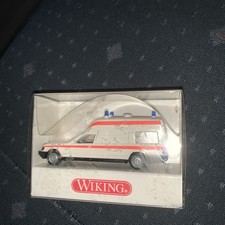 Wiking Mercedes Benz W124 Binz KTW Einsatzfahrzeug 1:87 Modellauto (371) OVP