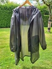 Regenjacke / Regenmantel von