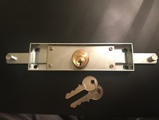 Schmaler Stil Zentrum