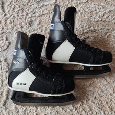 CCM Kinder Eishockey Schlittschuhe Größe 31 gebraucht sehr guter Zustand