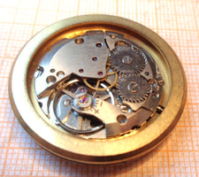 Älteres gebrauchtes Handaufzug Werk Arctos ETA 2750 defekt für Teile GB4