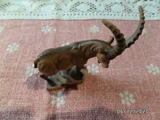 Steinbock  bemalt  Holz