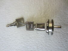 Terrarienschloss Vitrine Schloss Glastür Schiebetüren Schaukasten Steckschloss