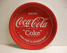 Serviertablett Metalltablett