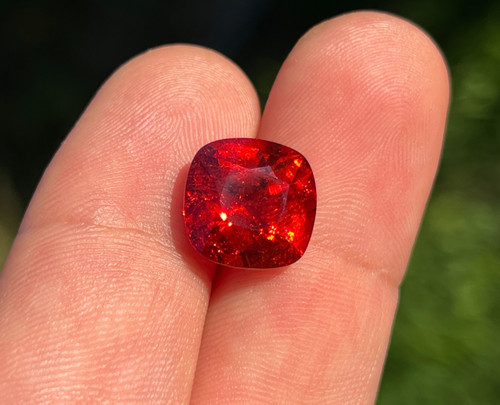 Spessartite garnet 92 cts - , 10.92