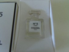 Miniatur von CHANEL - CHANEL