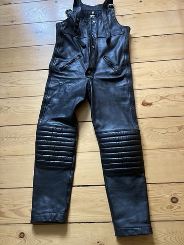 Robuste motorrad latzhose aus - robuste, motorrad-latzhose