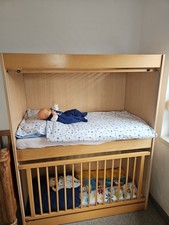 Krippenbett